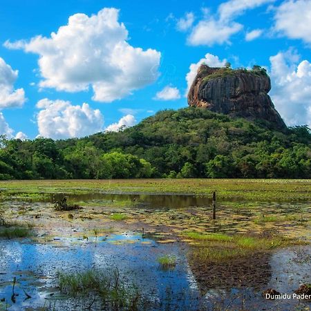 Отель Simoya Nature Park Дамбулла Экстерьер фото