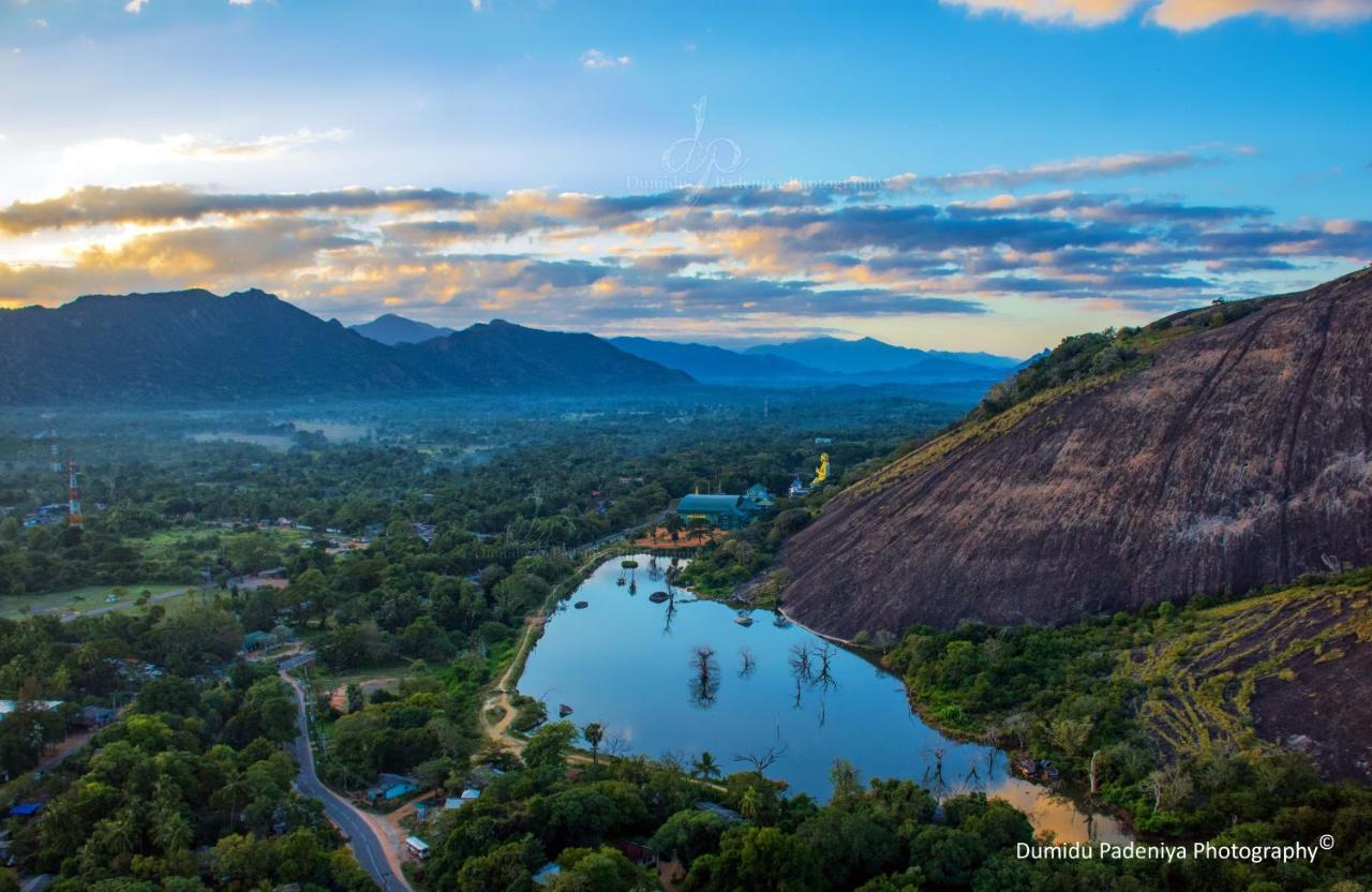 Отель Simoya Nature Park Дамбулла Экстерьер фото