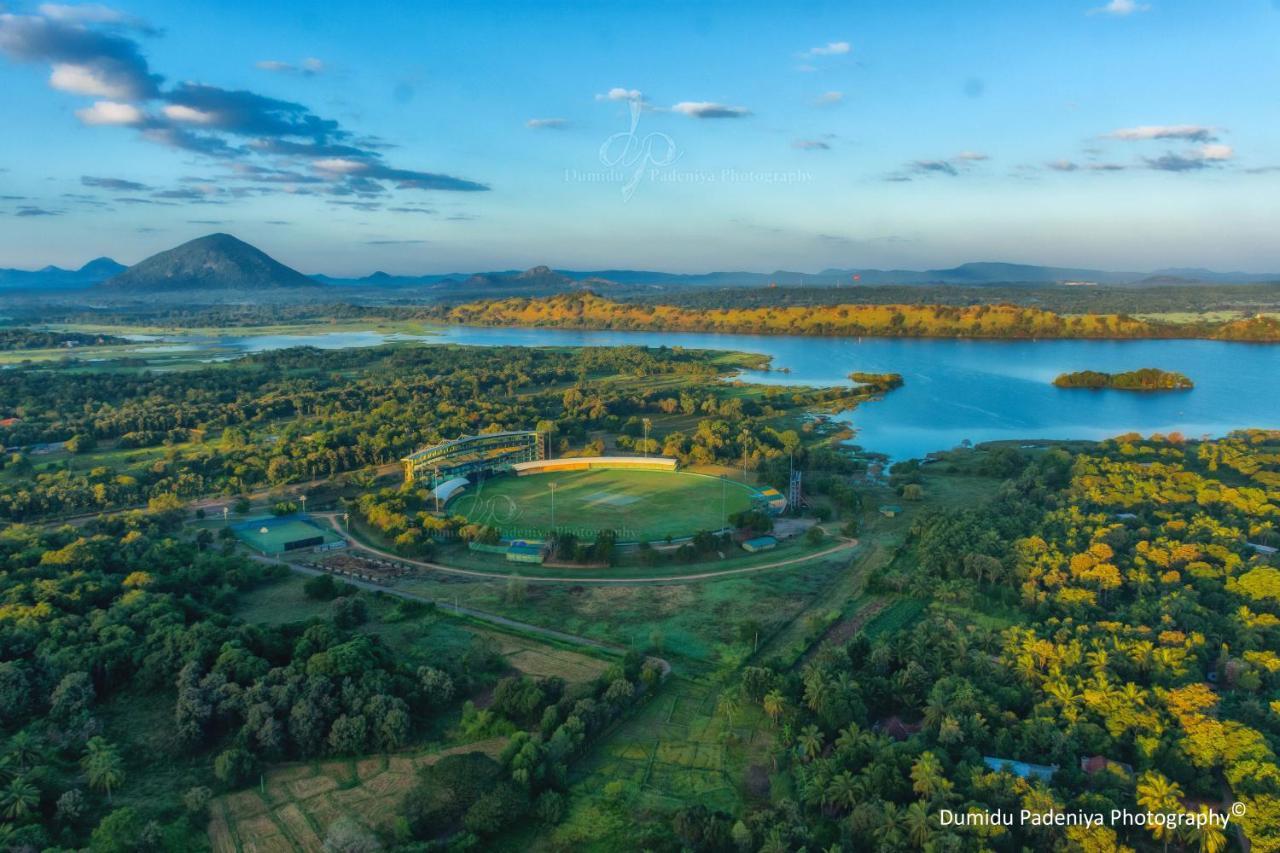 Отель Simoya Nature Park Дамбулла Экстерьер фото